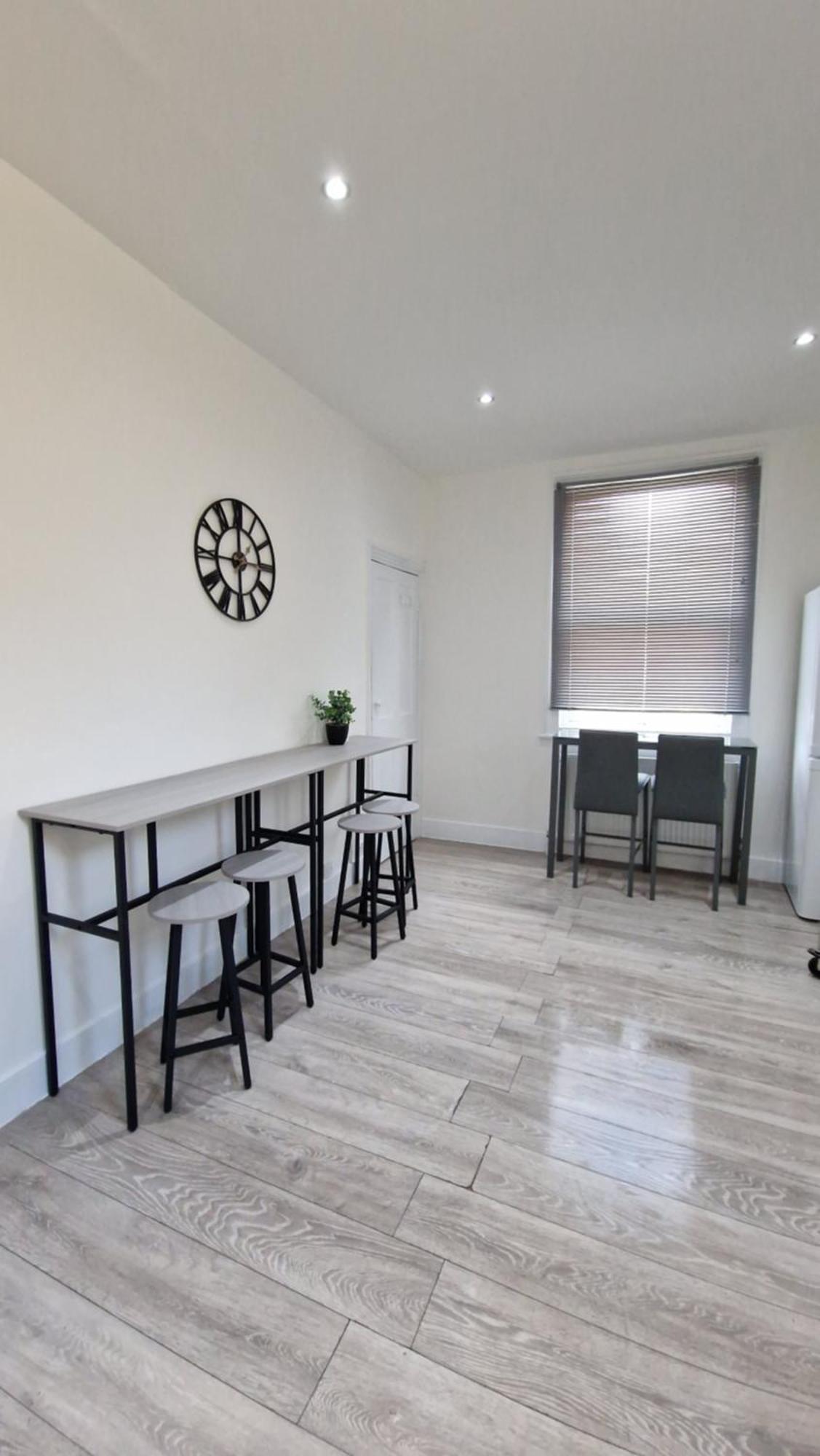 Casa vacanze 3 Bedrooms House With Parking Londra